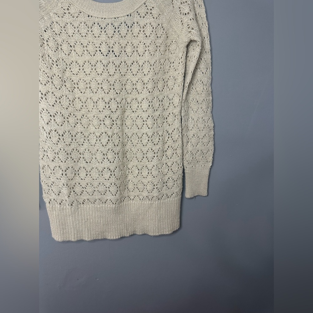 American Eagle outfitters Elegant Cream Women's Sweater - Picture 6 of 14